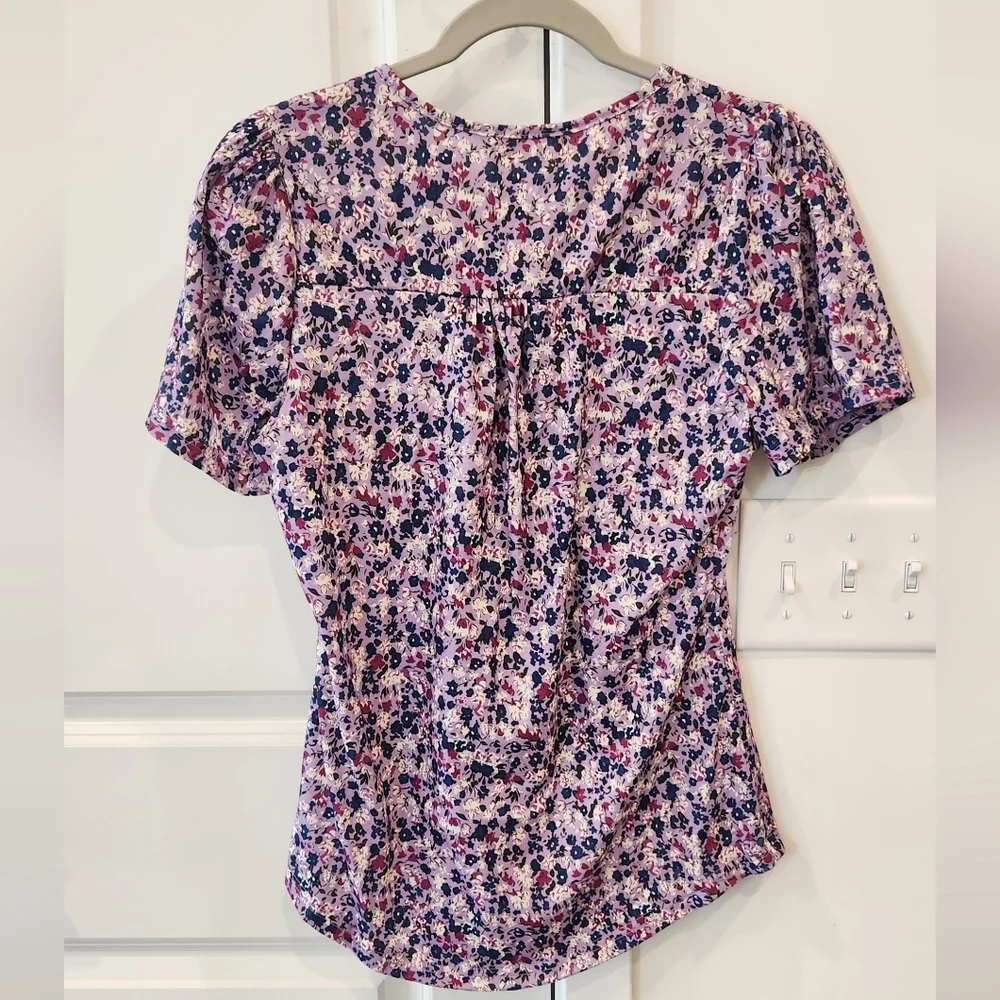 Fantastical Floral Short Sleeve Blouse in Lavender Mix - Picture 5 of 5